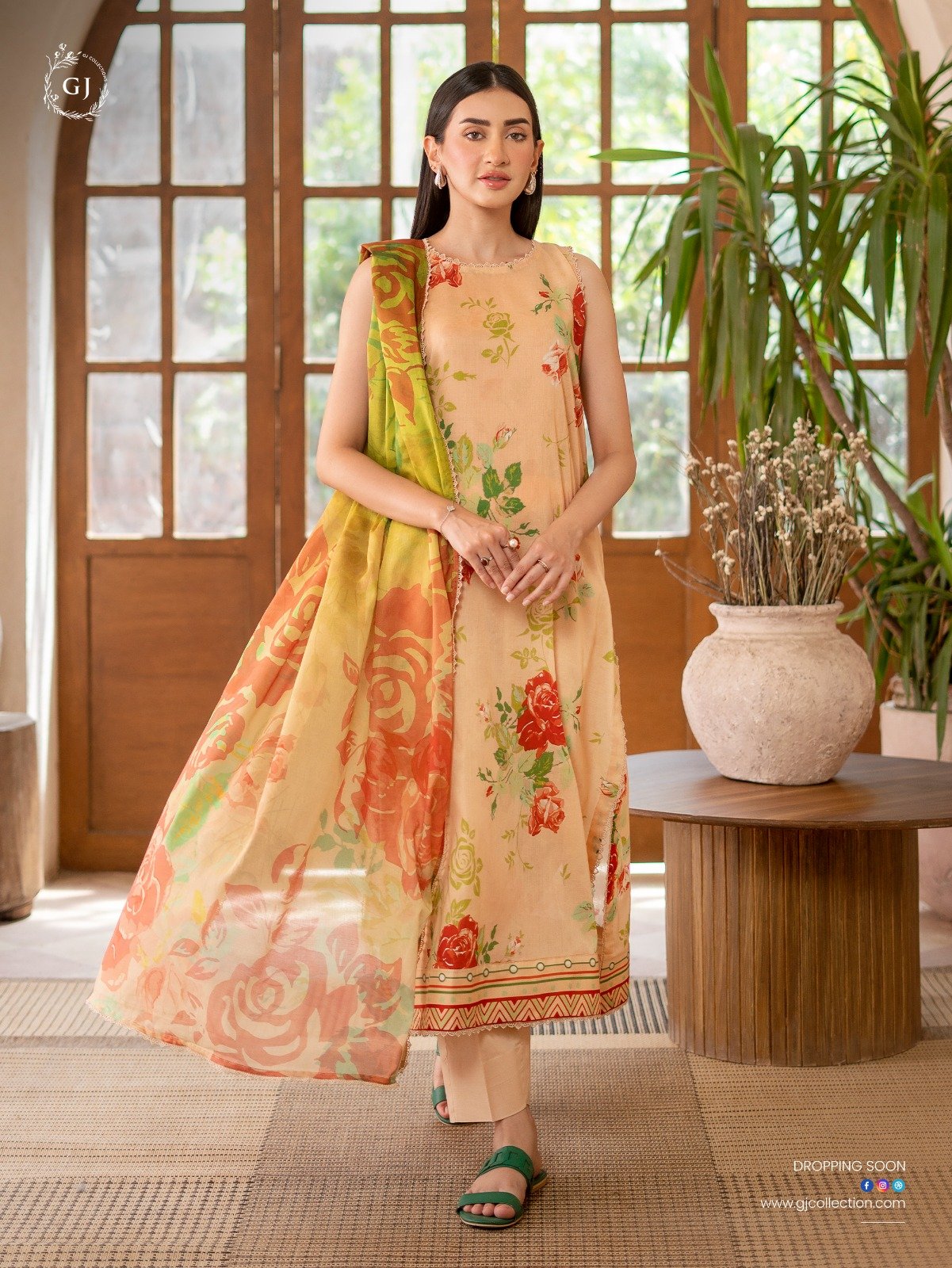 Gul Jee - 3-Pc printed lawn suit (skin)